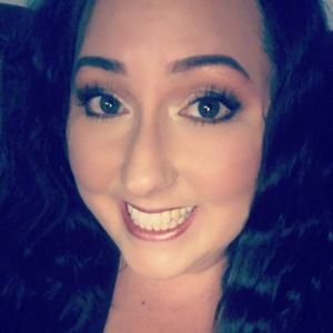 Meet your Posher, Christina